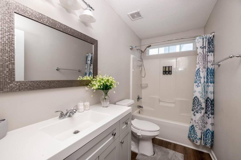 Queen City Family-Friendly Entire House, Charlotte Exterior foto